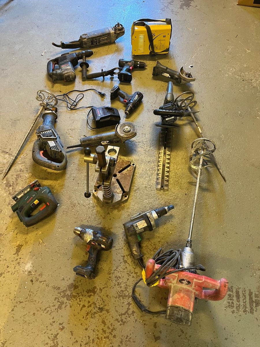 Tutte le macchine: Diverse Elektrogeräte sind Defekt siehe Bilder  – Difettoso da Wetzikon ZH venduto da Ledi07 2
