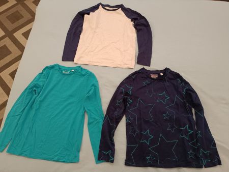 3 Neue Langarmshirts 128 (134)