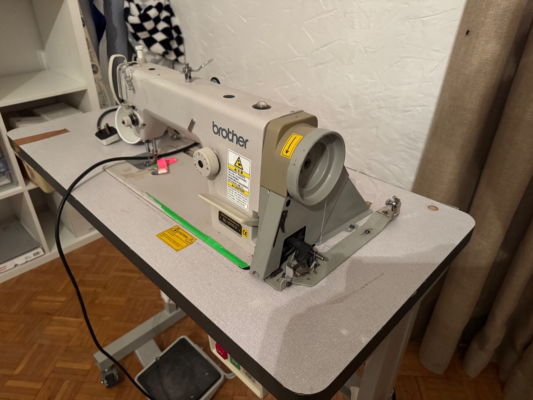 Macchine da cucire: Machine à coudre industrielle – Usato da Perroy venduto da lul_68fh 8