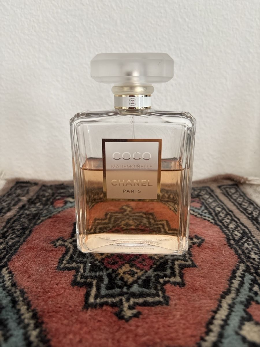 Chanel Parfum & Eau de Toilette: COCO Mademoiselle Chanel – Gebraucht aus Zürich von bbbggg