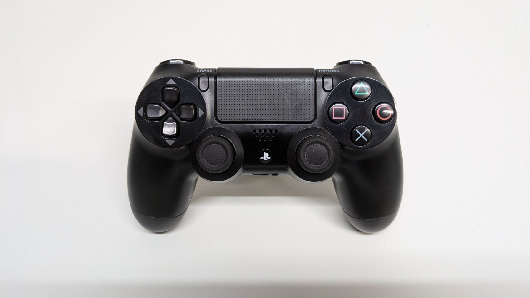 Sony Console: PlayStation 4 mit Controller und GTA V – Usato da Menziken venduto da mame18 1