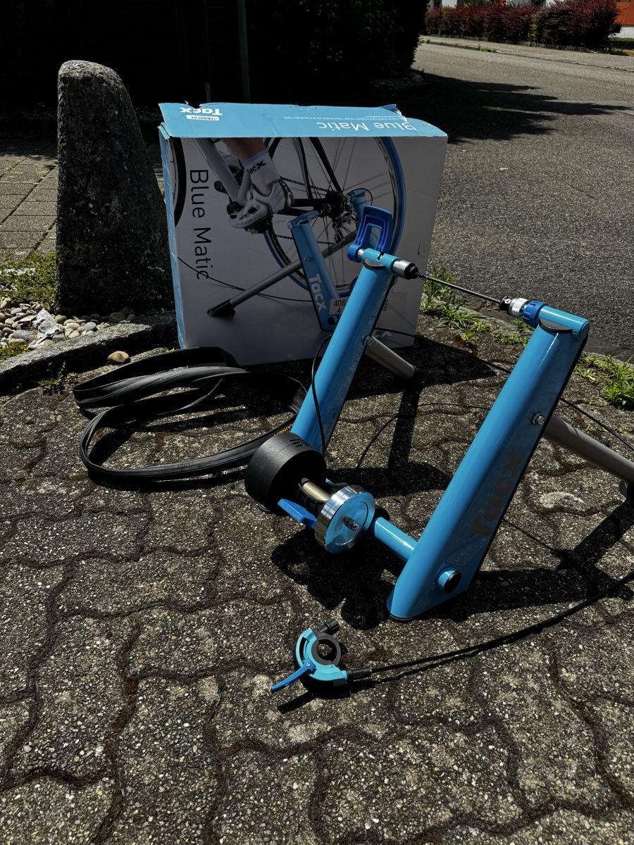 Tacx Hometrainer: Tacx Blue Matic Heimtrainer mit Reif – Usato da Muttenz venduto da vic_67t8 2