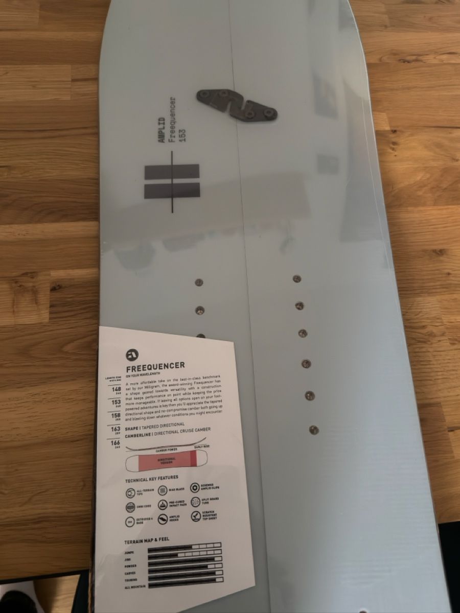 Board: Amplid Freequencer 153 Splitboard - Komplett Neu – Nuovo e nell'imballaggio originale da Zürich venduto da TDOGG 3