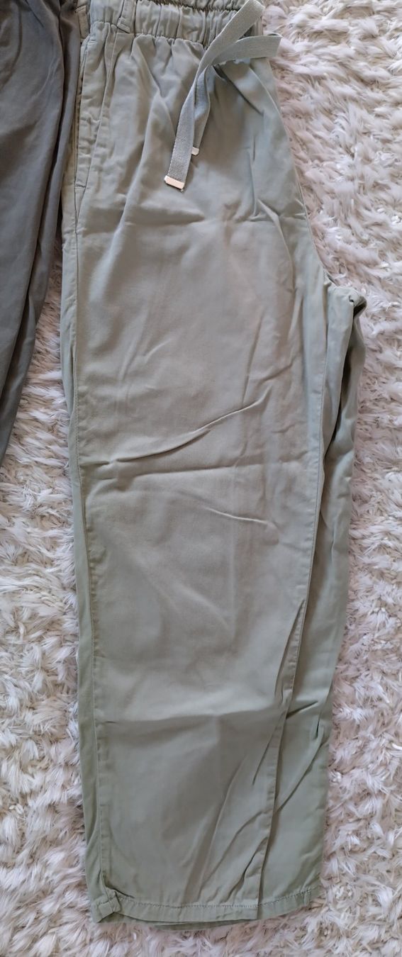Zara Lotti di vestiti: Kleiderpaket 2 Hosen & 1 Jacke – Usato da Zürich venduto da Mokile 5