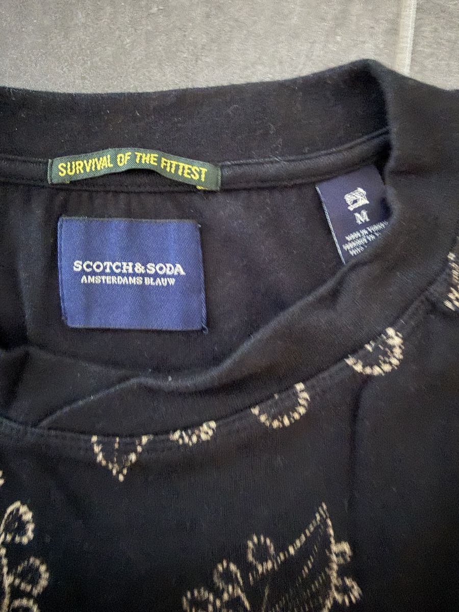 Maglioni & Felpe: Scotch & Soda Pullover schwarz mit Muster Grösse M – Usato da Frauenfeld venduto da Reto89 2
