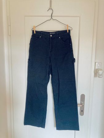 Schwarze Cargohose