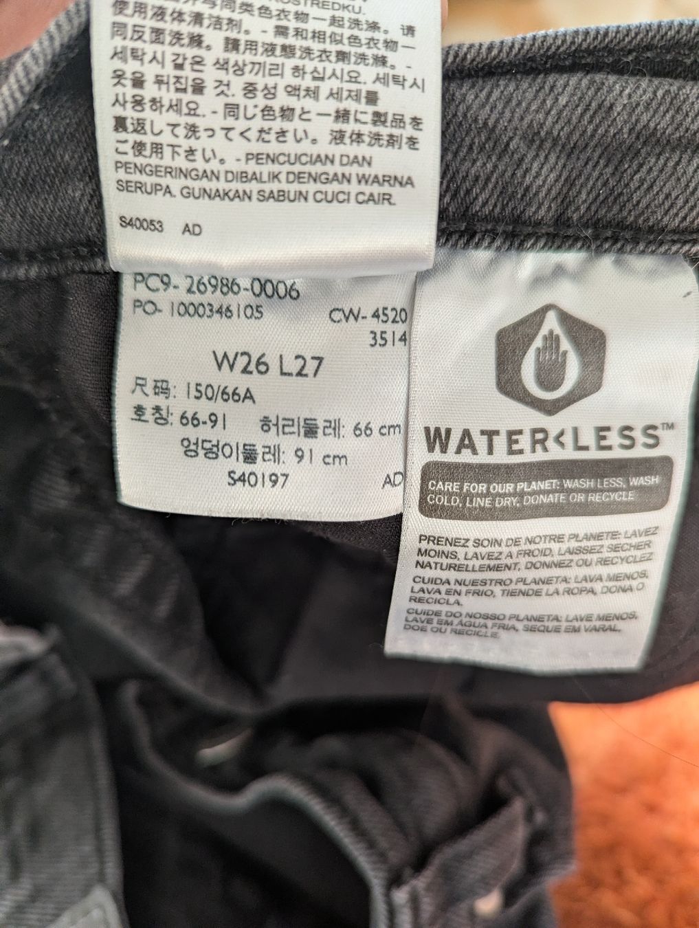Levi's Jeans: jean Levi's 26 – Usato da Montreux venduto da dem_gyt9 5