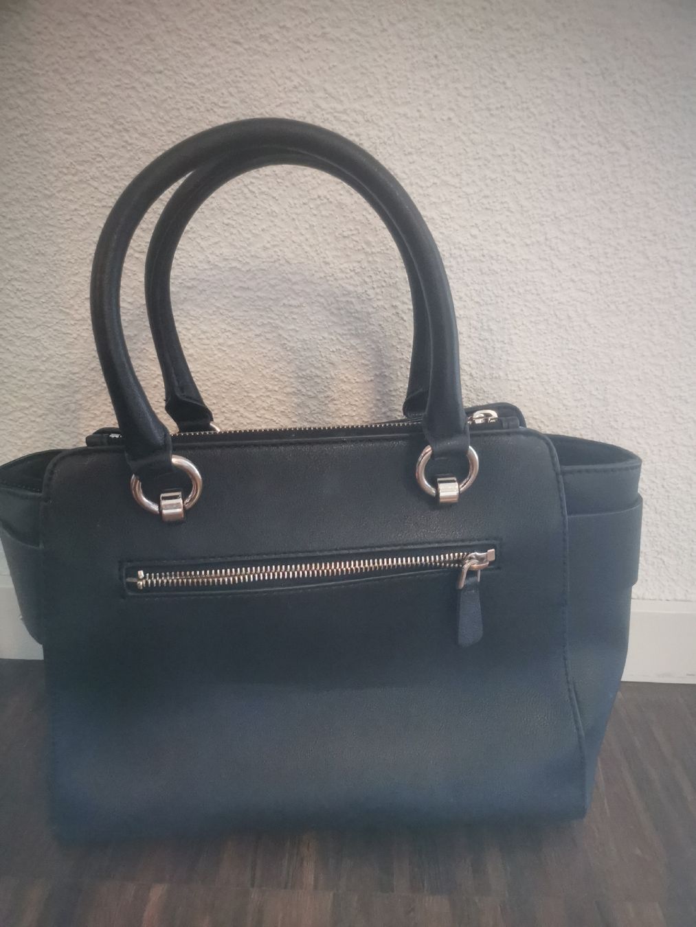 Guess Borse da donna: Guess Tasche – Usato da Zürich venduto da ssi_6pt7 1