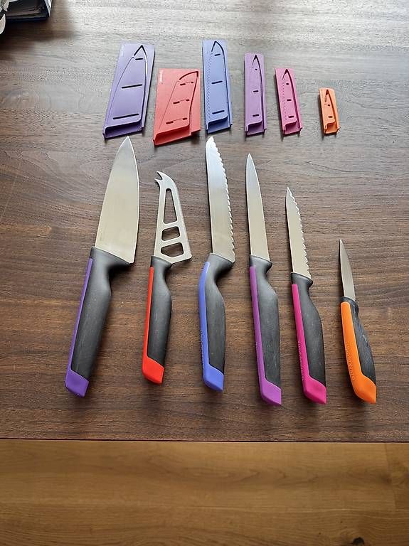 Messer: Großes Tupperware Messerset (11-teilig) – Gebraucht aus Birr von Satti 1