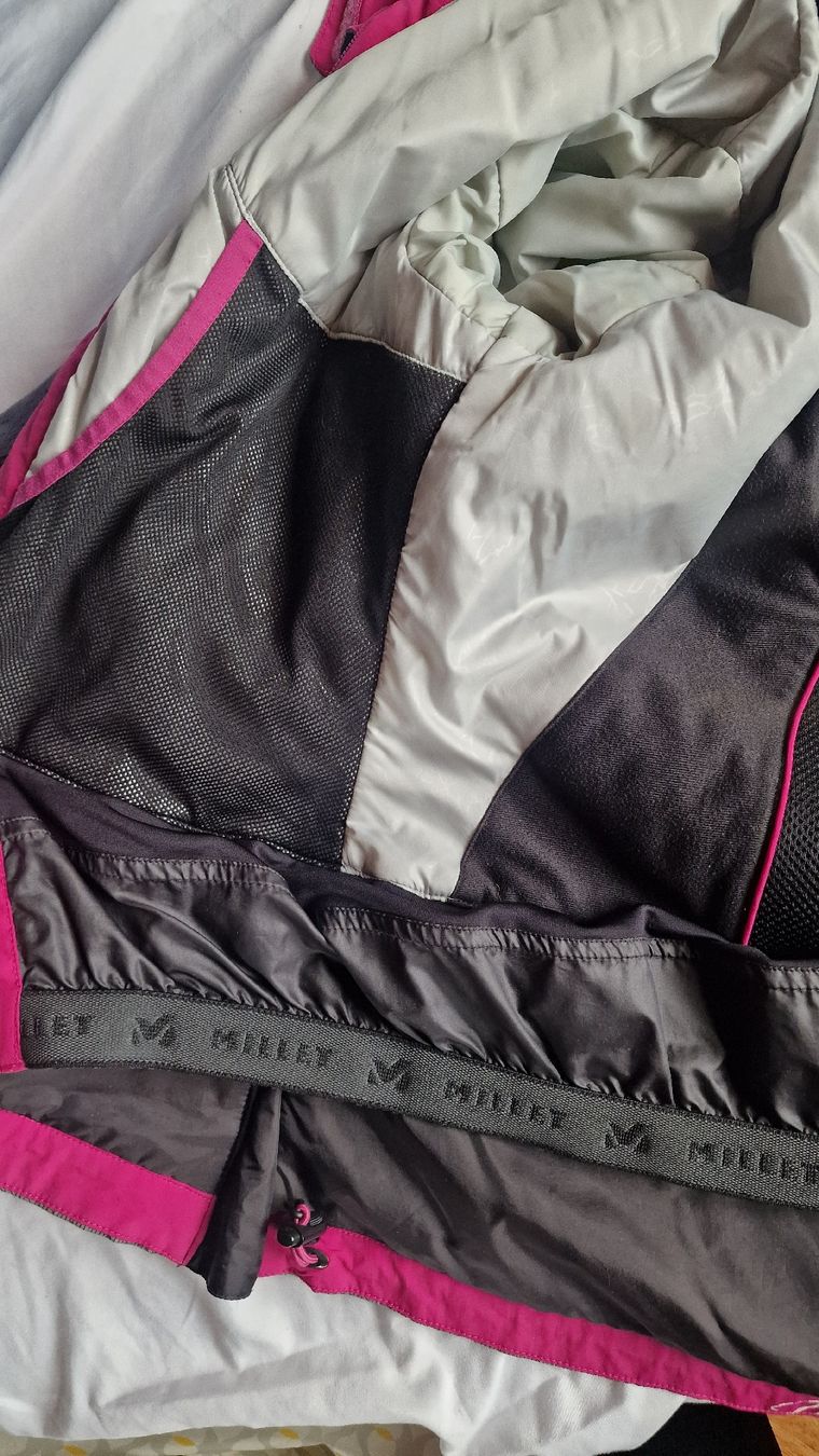 Millet Jacken: Millet grey pink woman jacket! – Gebraucht aus Le Locle von mar_mn8v 2