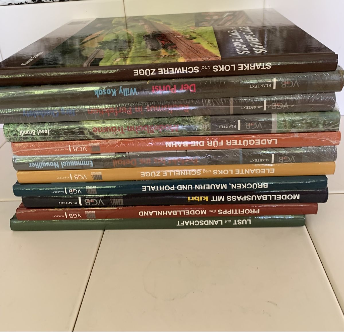Libri: Eisenbahn-Modellbau – Usato da Sarnen venduto da woermann