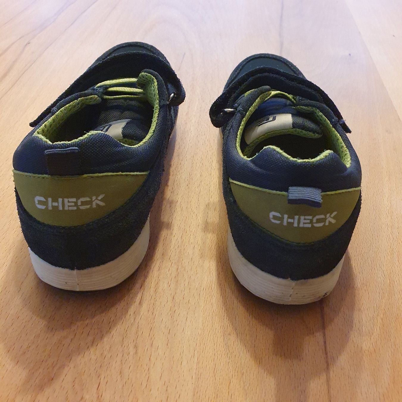 Scarpe per ragazzi: Halbschuhe, blau, Gr. 35 – Usato da Bilten venduto da pelanov 2