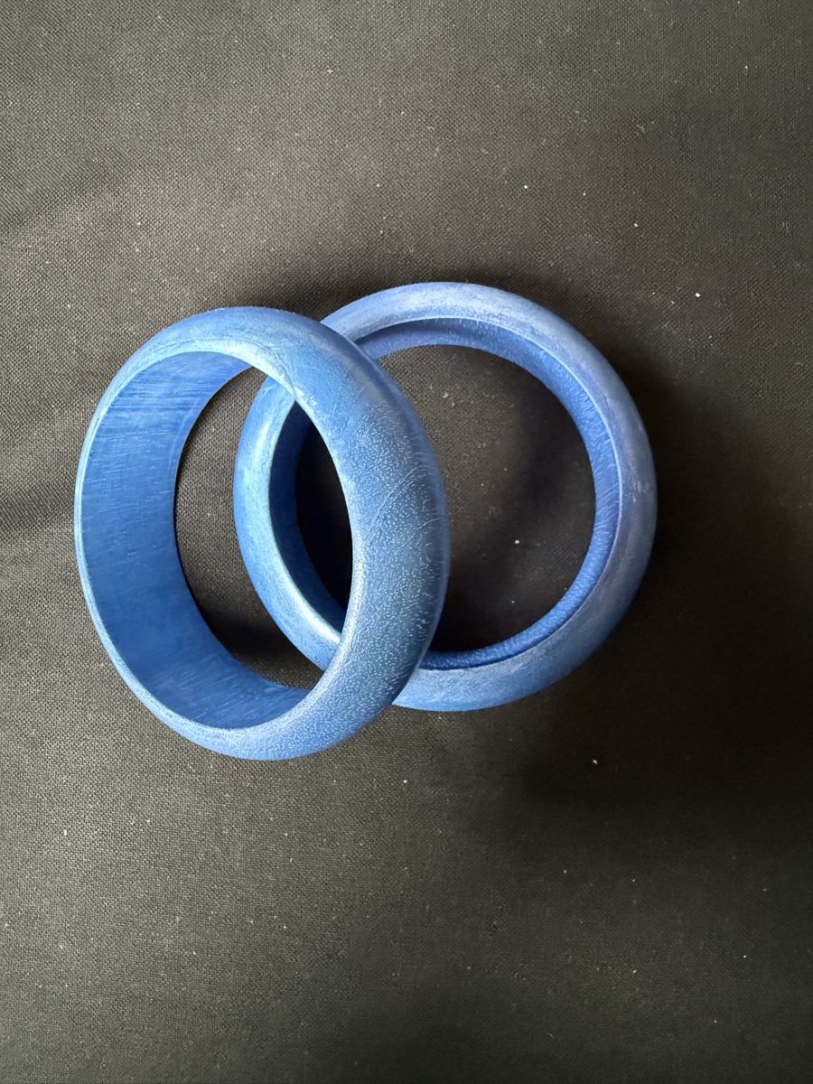 Bracciali & Braccialetti: Hellblaue Holzarmreifen (2x) – Usato da Glarus venduto da big.bear 1