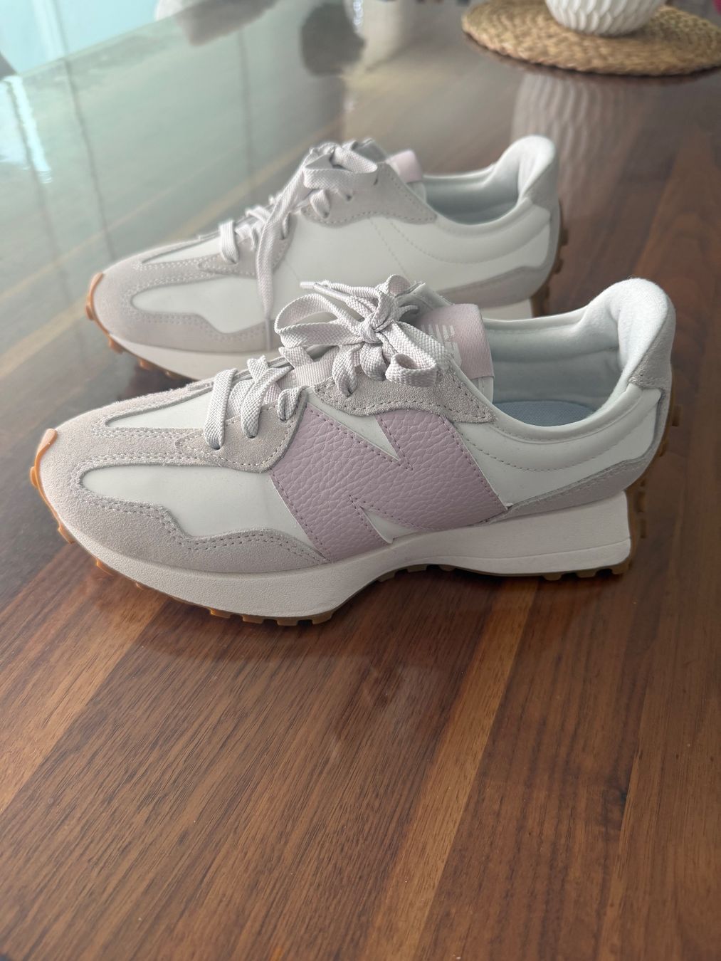 New Balance Scarpe da donna: New Balance 327 Sneaker – Usato da Schenkon venduto da Stephanie_Dor