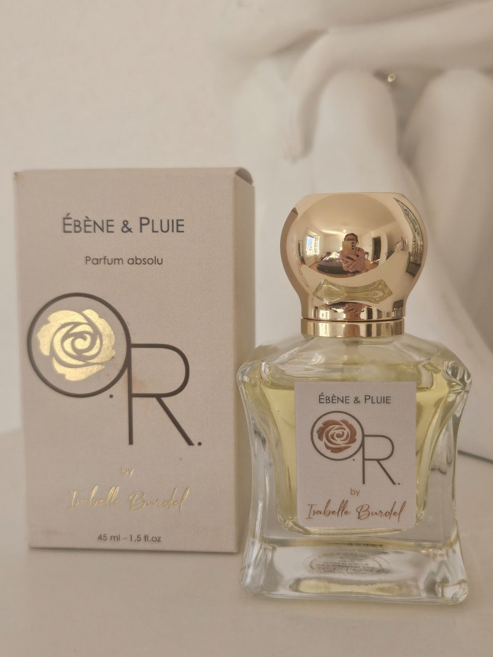 Parfums & Eau de Toilette: Isabelle Burdel ébène et pluie 30 ml – D'occasion à Bex par bes_9dyf