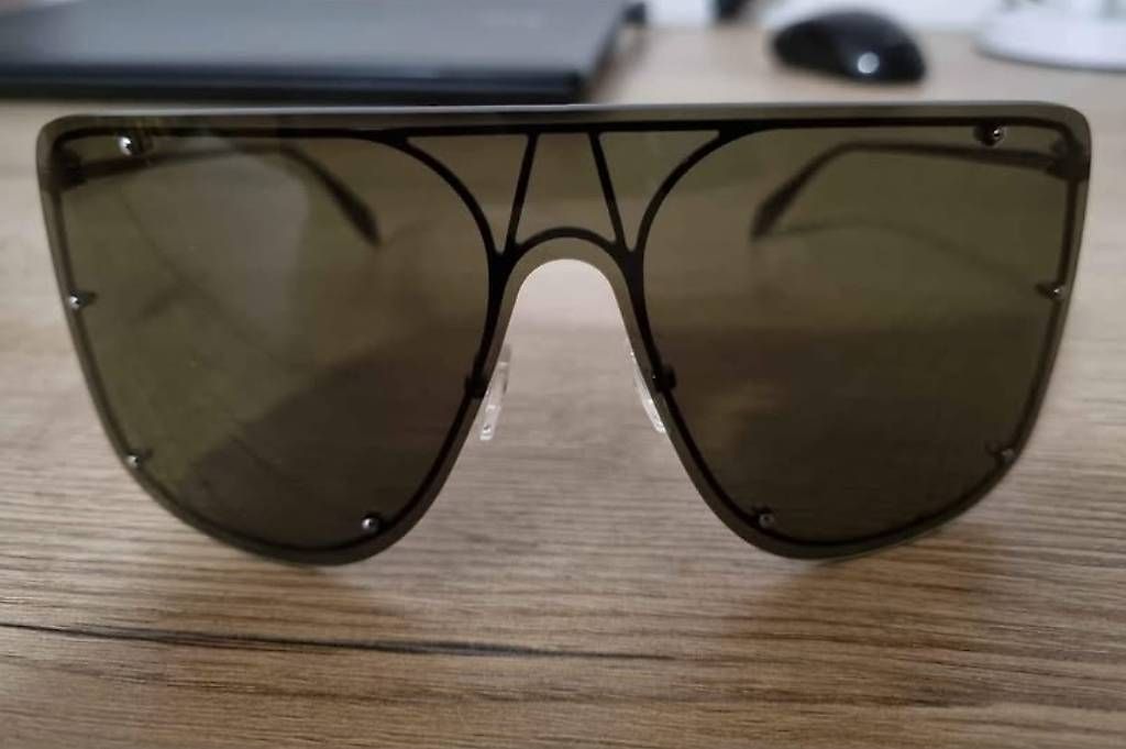 Occhiali & Lenti: Sonnenbrille Alexander McQueen UNISEX – Usato da Widnau venduto da Dracet196 4