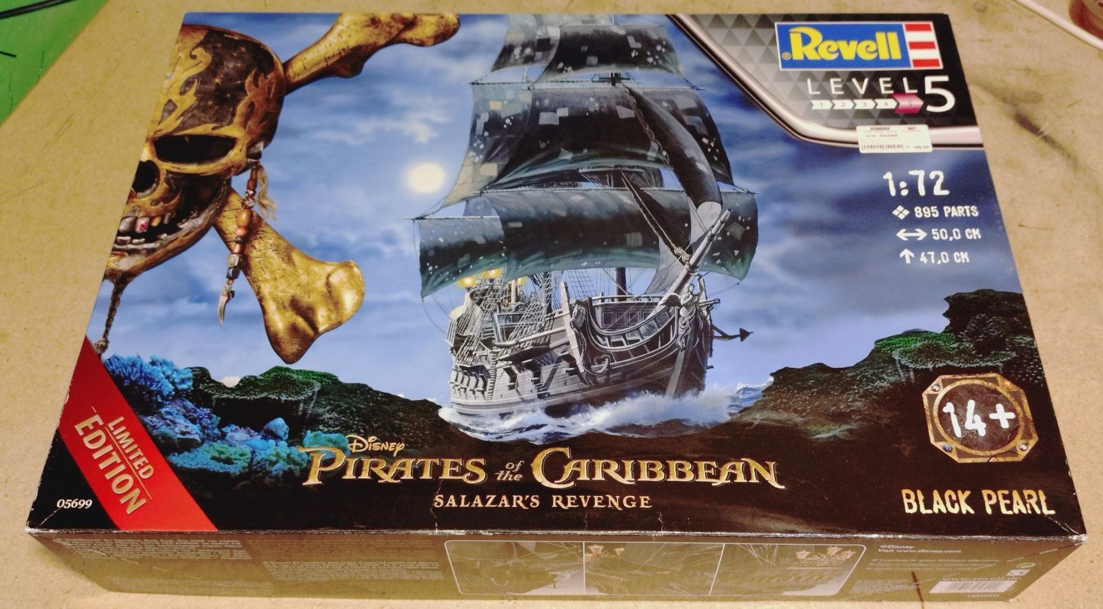 Revell Kit di modellismo & Modellini statici: Revell Black Pearl 1:72 Limited Edition – Nuovo e nell'imballaggio originale da Grüningen venduto da Stargazer