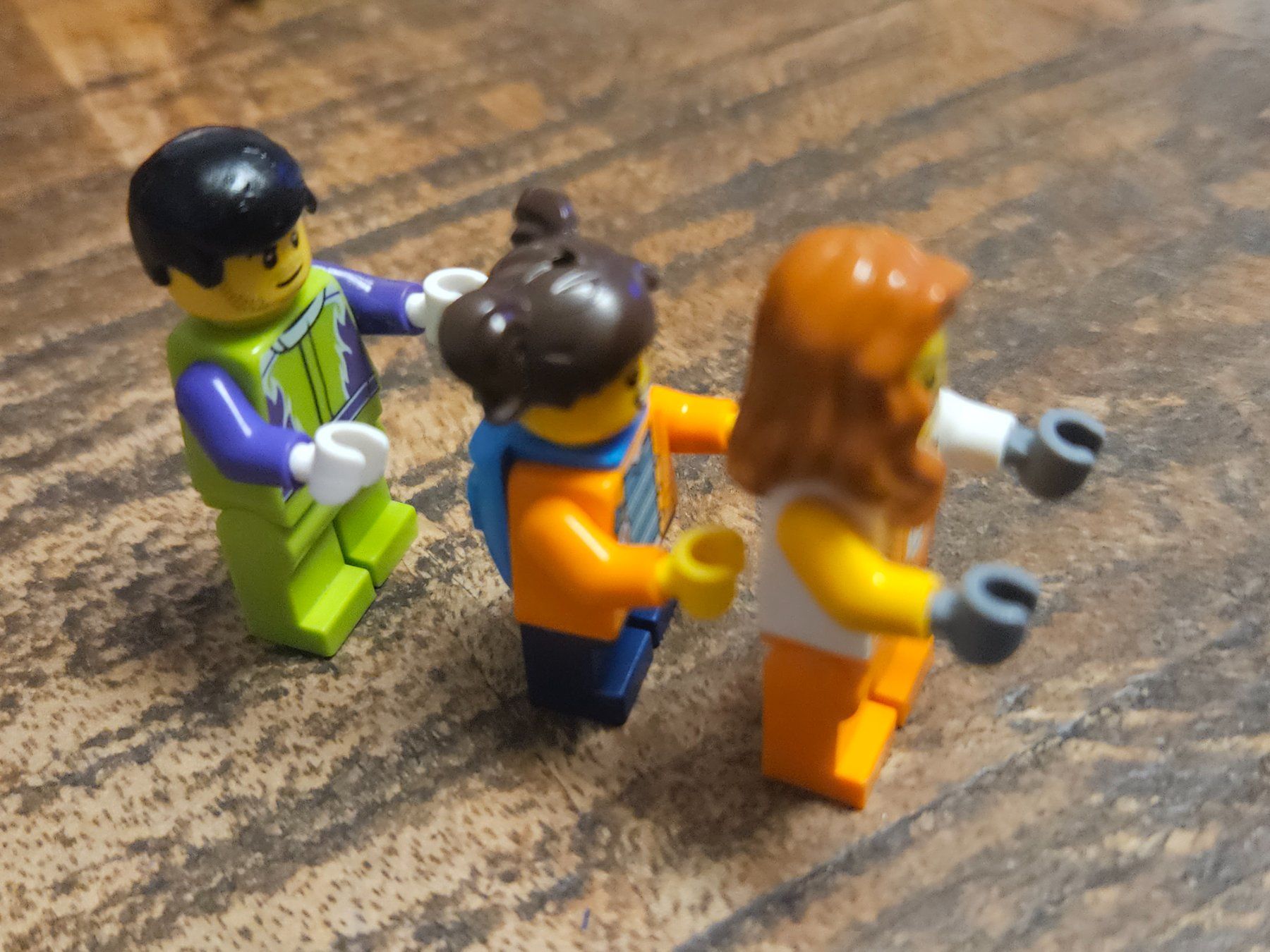Lego Kit di costruzioni: lego lot de 3 figurines – Usato da Confignon venduto da Ecrofigs 3
