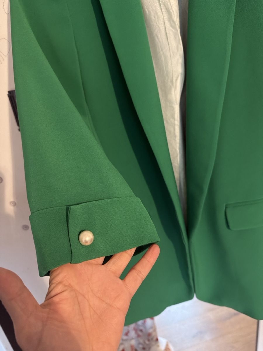 Zara Jacken: Zara Basic Blazer, Grösse XS, Grün - Top Zustand! – Gebraucht aus Moudon von patricia115 1