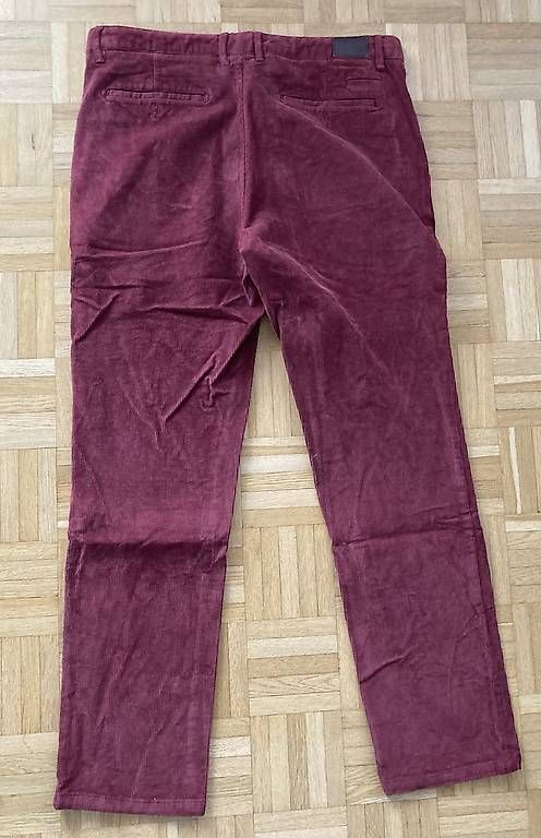 Manor Pantaloni: Manor Man - Cordhose 34/32 – Usato da Basel venduto da spa_9df6 2