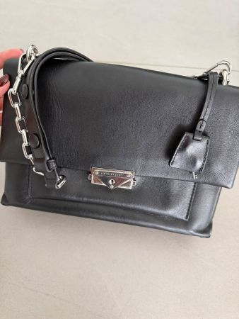 Borsa Michael Kors in vera pelle nera tracolla catena ottima