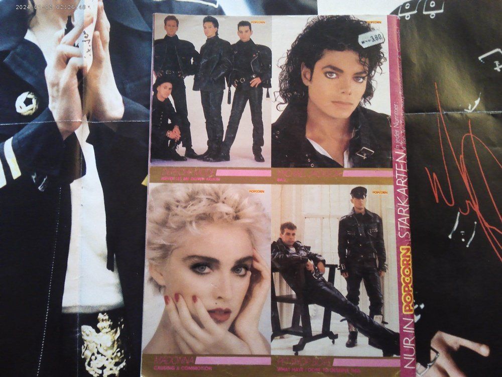 Zeitschriften & Magazine: Michael Jackson Popcorn Poster + JUBILÄUMS - Zeitschrift – Gebraucht aus Volketswil von nemo2000 2