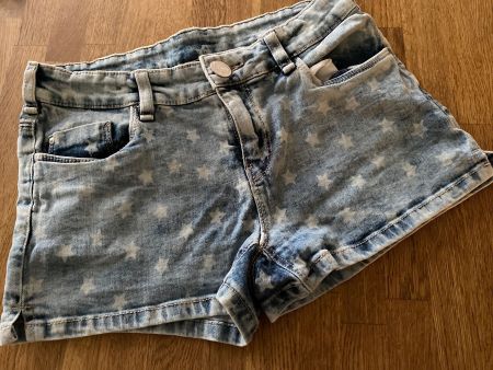 Coole Jeans-Shorts mit Sternen, Gr 164,
