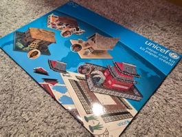 Unicef Papier Bastelset Häuser asiatisch ungeöffnet