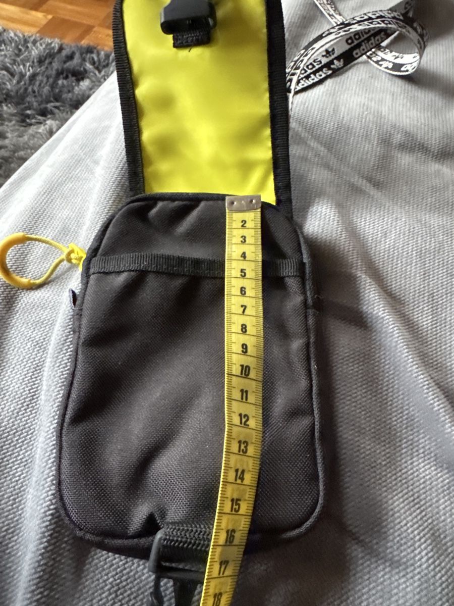 Adidas Borse: Adidas Umhängetasche/Handytasche  Neu – Nuovo (secondo la descrizione) da Vezia venduto da sidu03 8