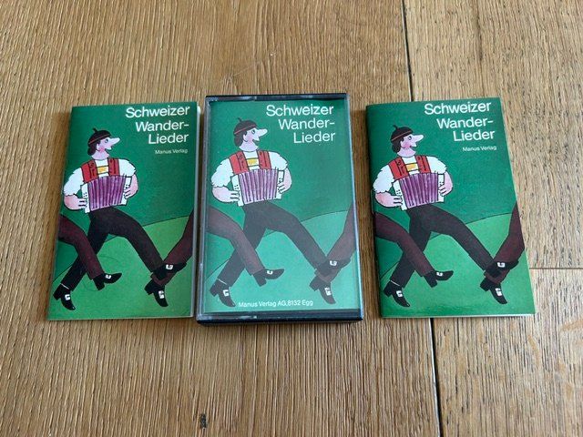 Kompaktkassetten: Kassette Schweizer Wander-Lieder, 1 MC plus Büchleins – Gebraucht aus Steinach von Jaguare1961