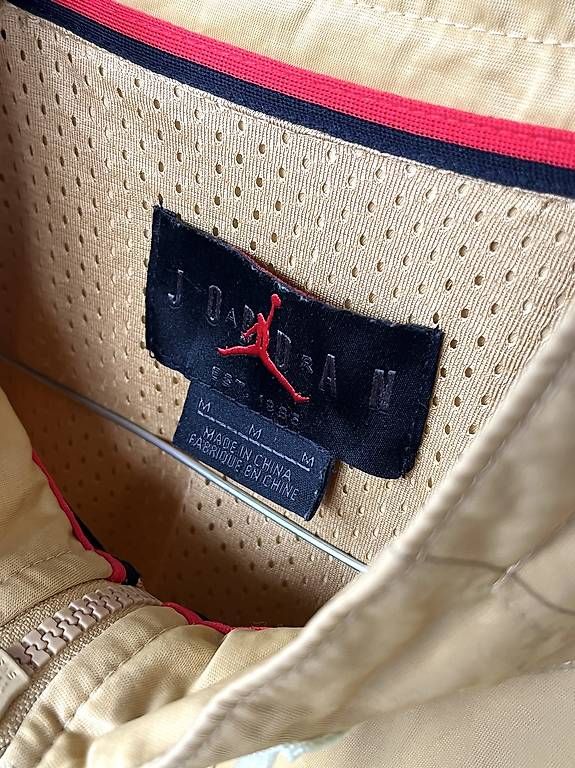 Giacche & Cappotti: Jordan Jacke M – Usato da Zürich venduto da Rosarilli 3