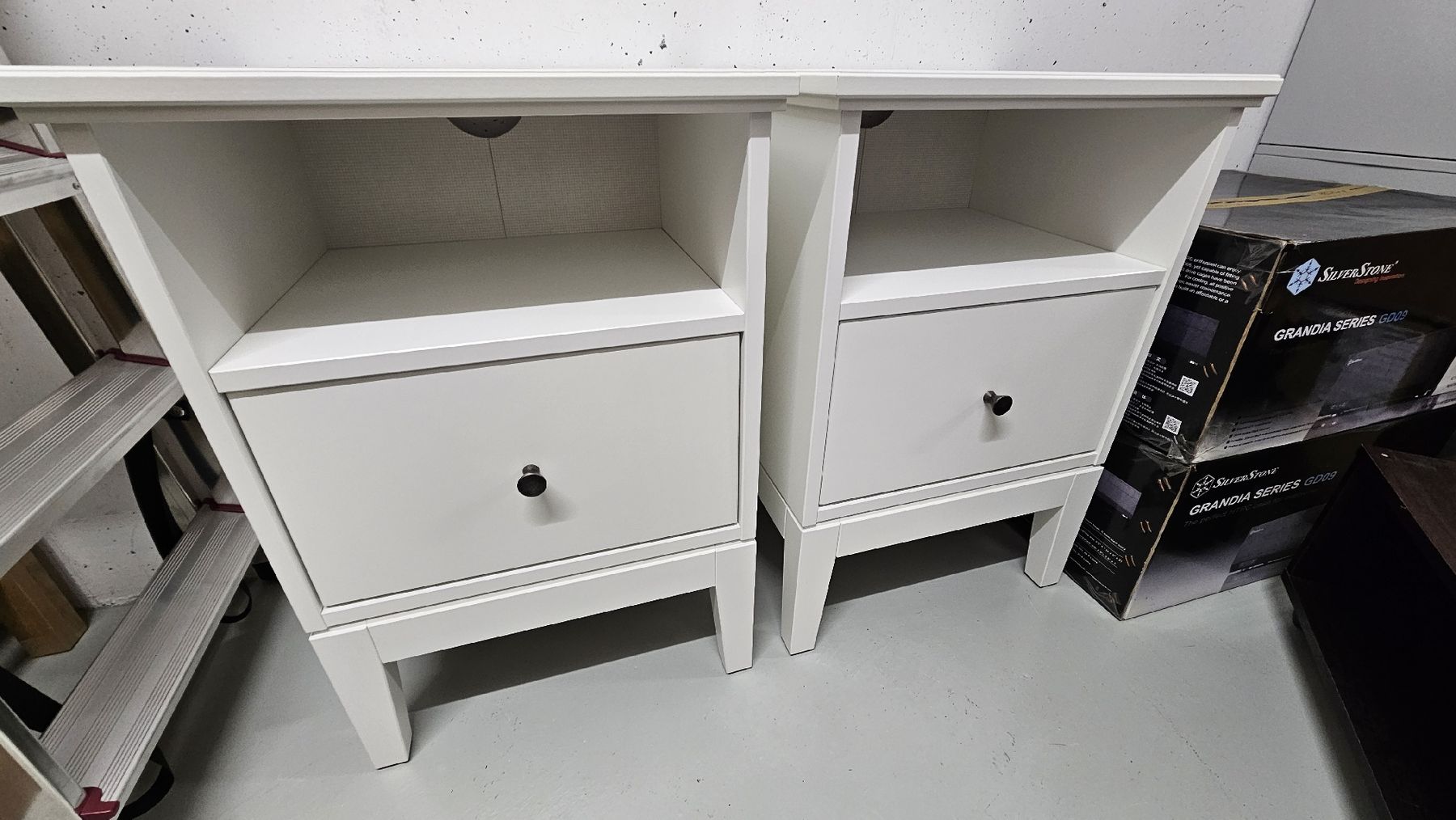 Ikea Comodini: Nachttisch weiss  – Usato da Grabs venduto da kri_ywr8 1