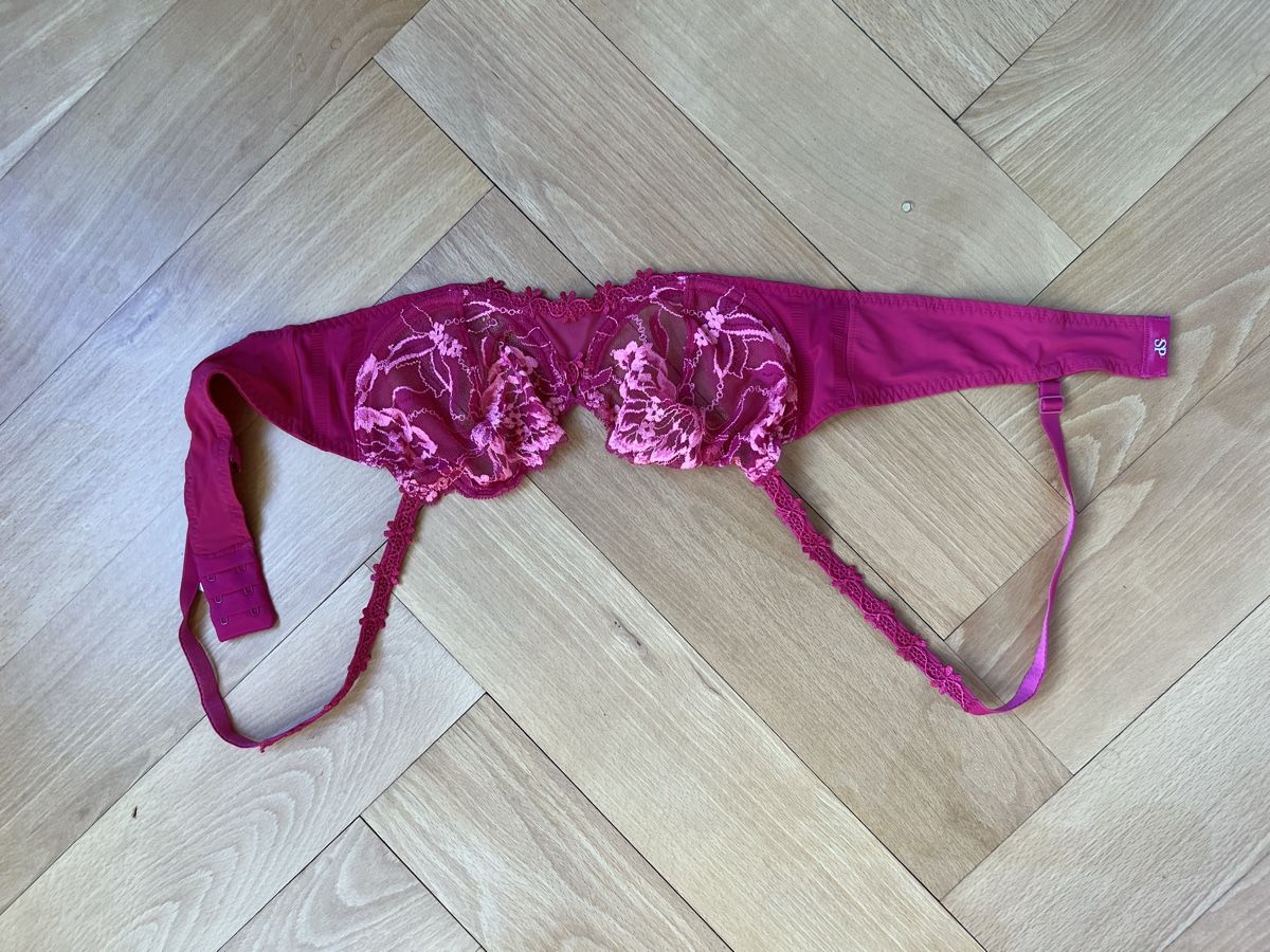 Sonstige Unterwäsche: Marken BH – Gebraucht aus Thun von Raphael28 2