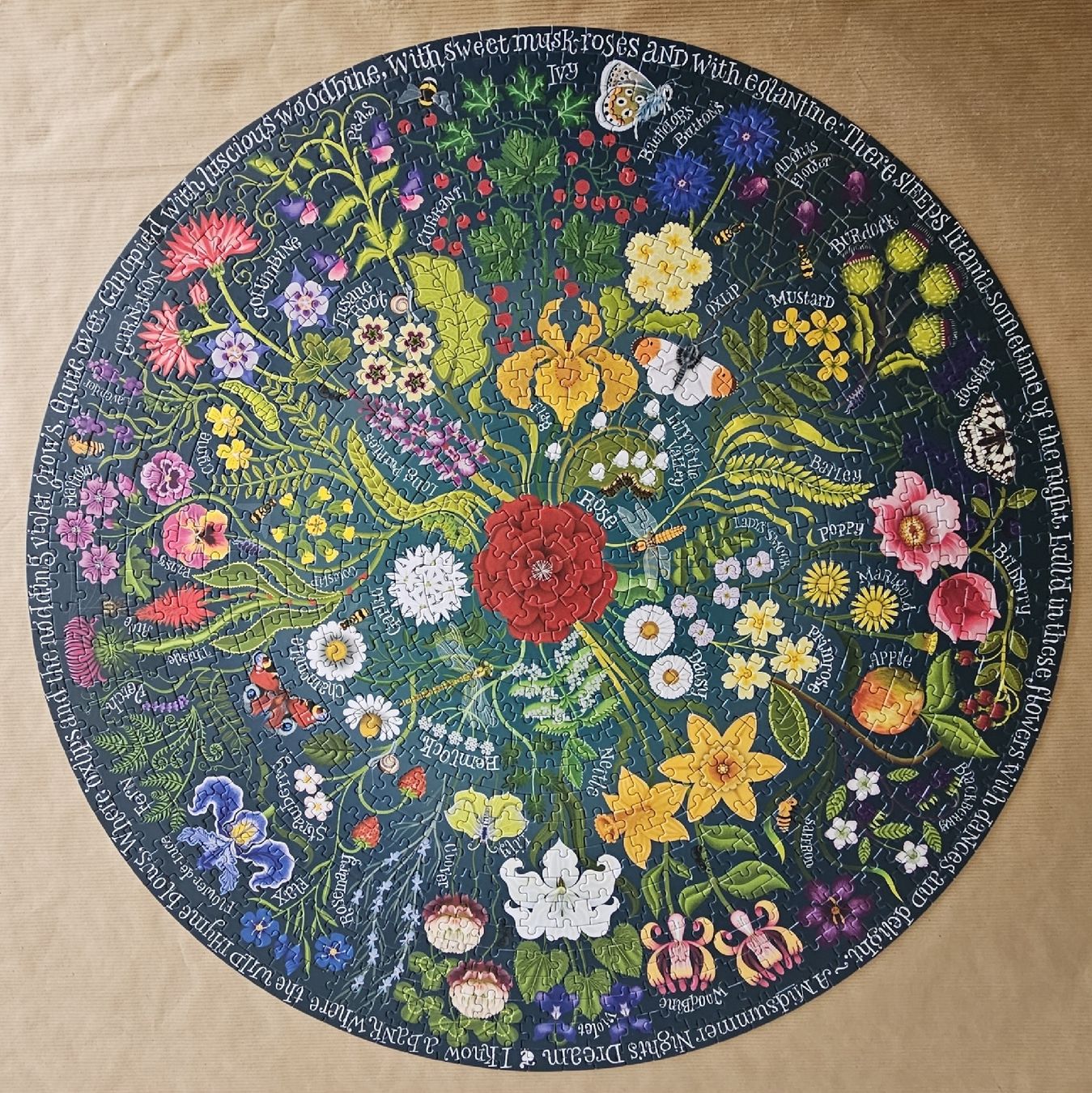 Puzzles: Puzzle rund 'Shakespeares Flowers' – Neu (gemäss Beschreibung) aus Teufen AR von patchouli13 1