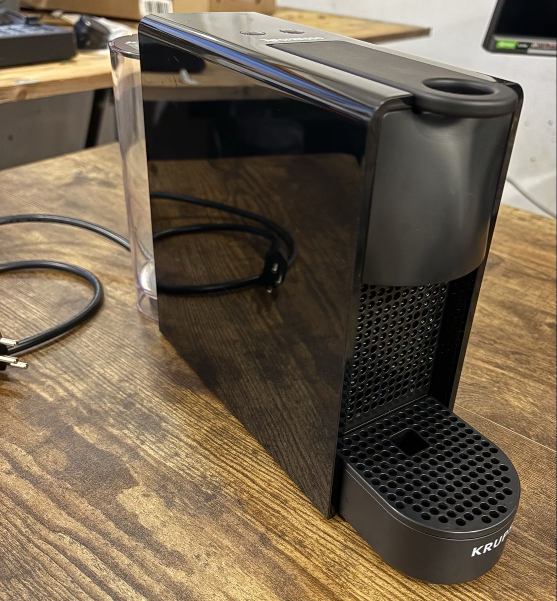 Nespresso Macchine per caffè & Macchine per espresso: Nespresso Krups Essenza Mini – Nuovo (secondo la descrizione) da Flüh venduto da sveaamelie 2