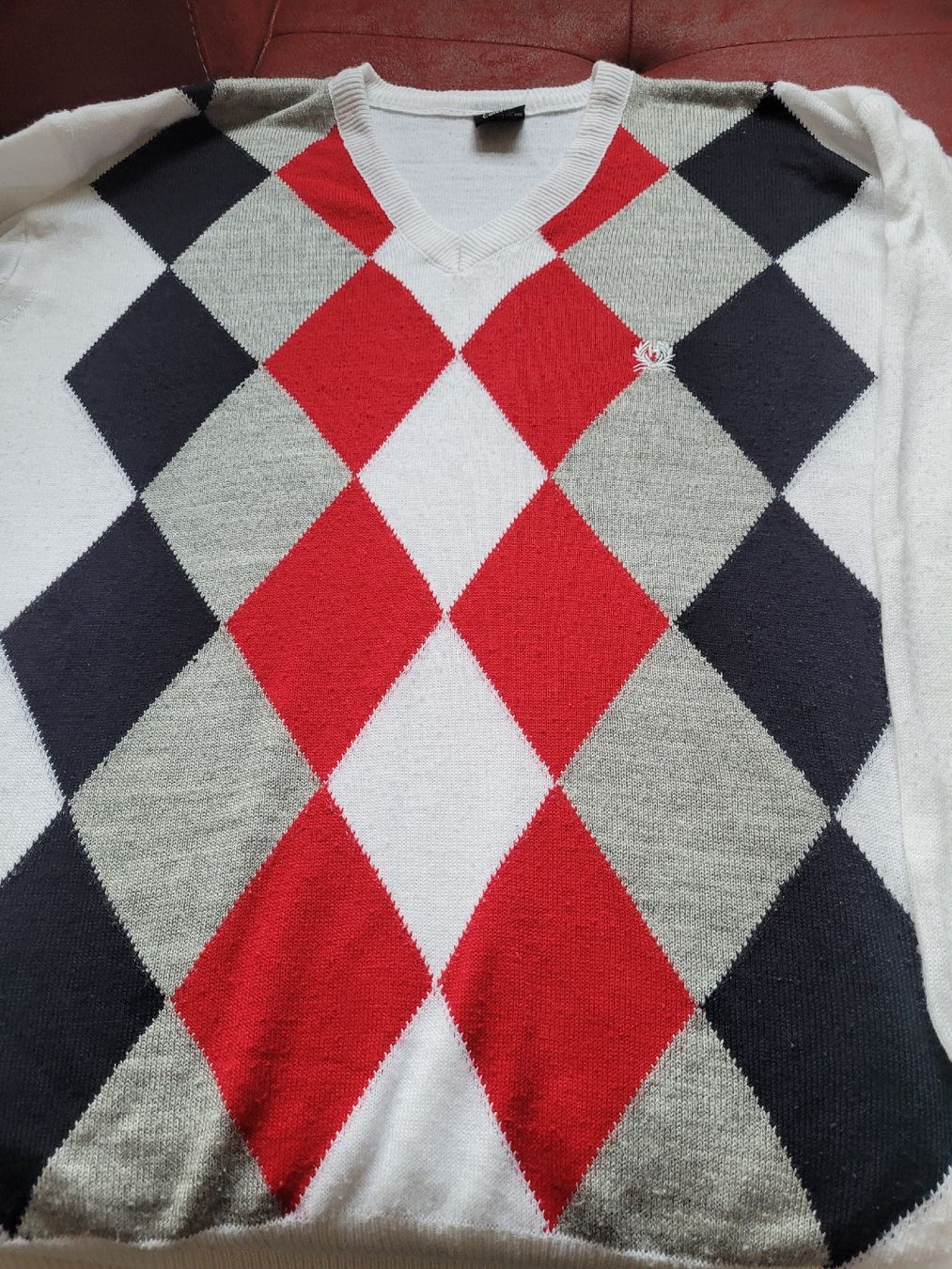 Maglioni & Felpe: HKN Collection Argyle Pullover aus Wolle, Grösse L – Nuovo (secondo la descrizione) da Bassersdorf venduto da Hyri.i