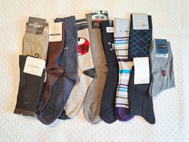 NEU! 11 Paar Herrensocken Gr. 39-42 Super Angebot!