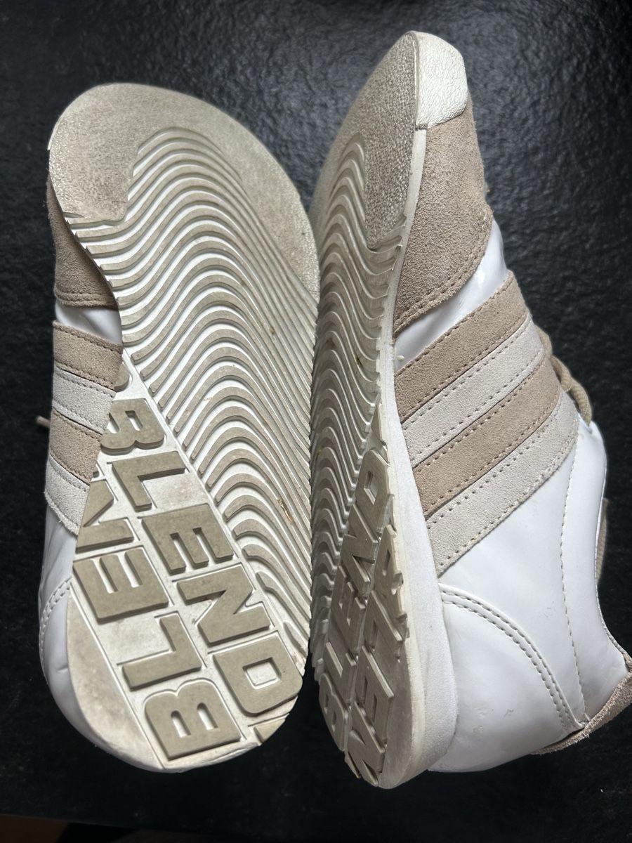 Chaussures femmes: Sneakers Blend Damen Grösse 38 – D'occasion à Emmen par Carbru 3