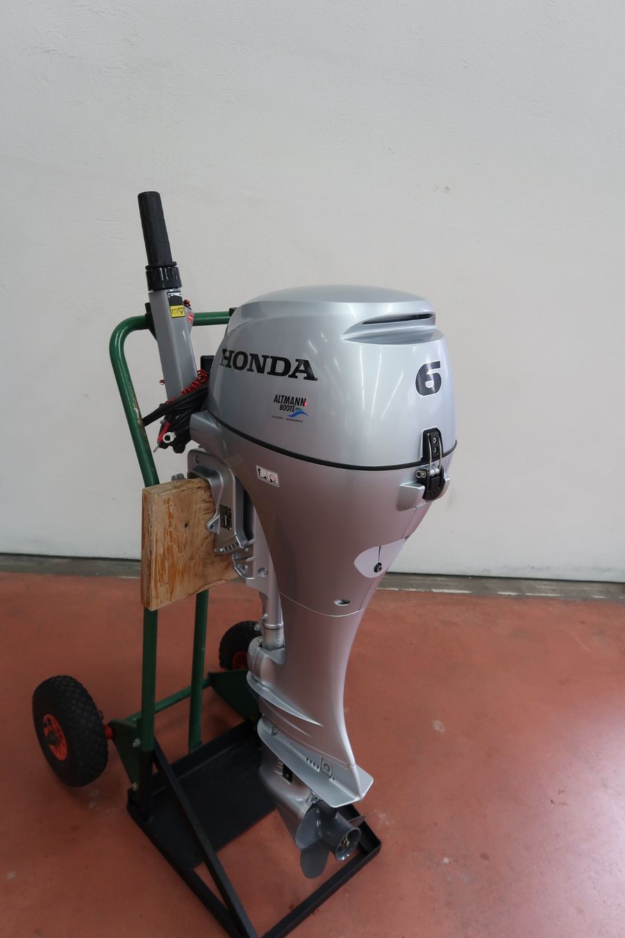 Honda Motori: Aussenborder Honda BF6 DK2E – Usato da Büsingen venduto da garagealtmann
