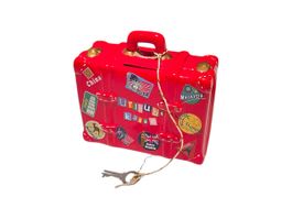 Roter Sombo Koffer mit Urlaubssticker Spardose mit Schlüssel
