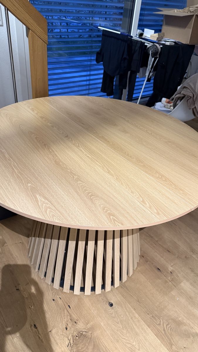 Tische:  Esstisch, Holztisch, Rundtisch - Top Zustand! – Gebraucht aus Rafz von Sophie.Bak 2