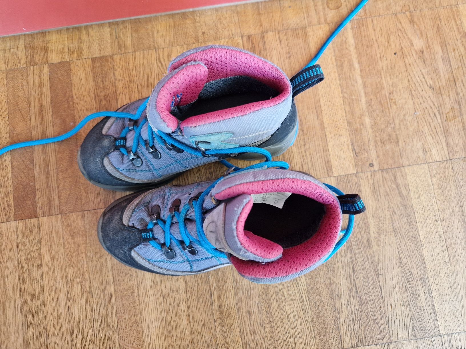 Scarpe per ragazze: Wander-Schuhe von N45, Grösse 30, – Usato da Zug venduto da snussbaumer 2