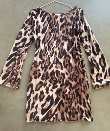 Kleid mit Leomuster