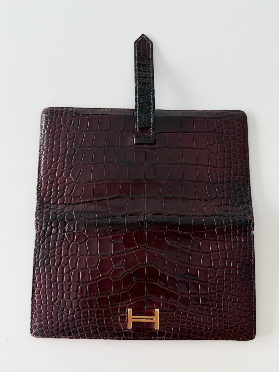 Hermès Portafogli: Hermès béarn Soufflet   Rouger  Alligator – Usato da Schaffhausen venduto da Sotherbyss 5