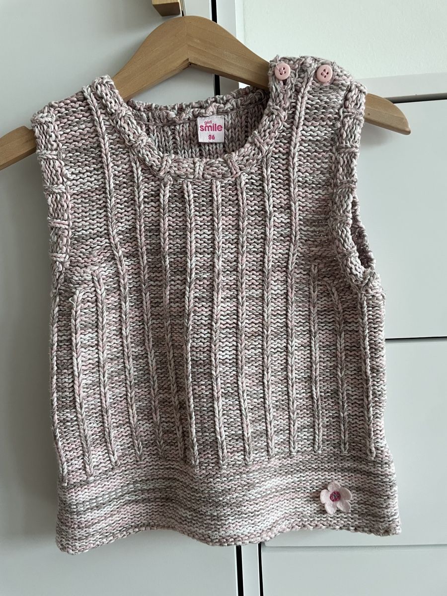 Maglioni & Felpe: Gr. 86 Ärmelloser Pullover – Usato da Wädenswil venduto da flo8820