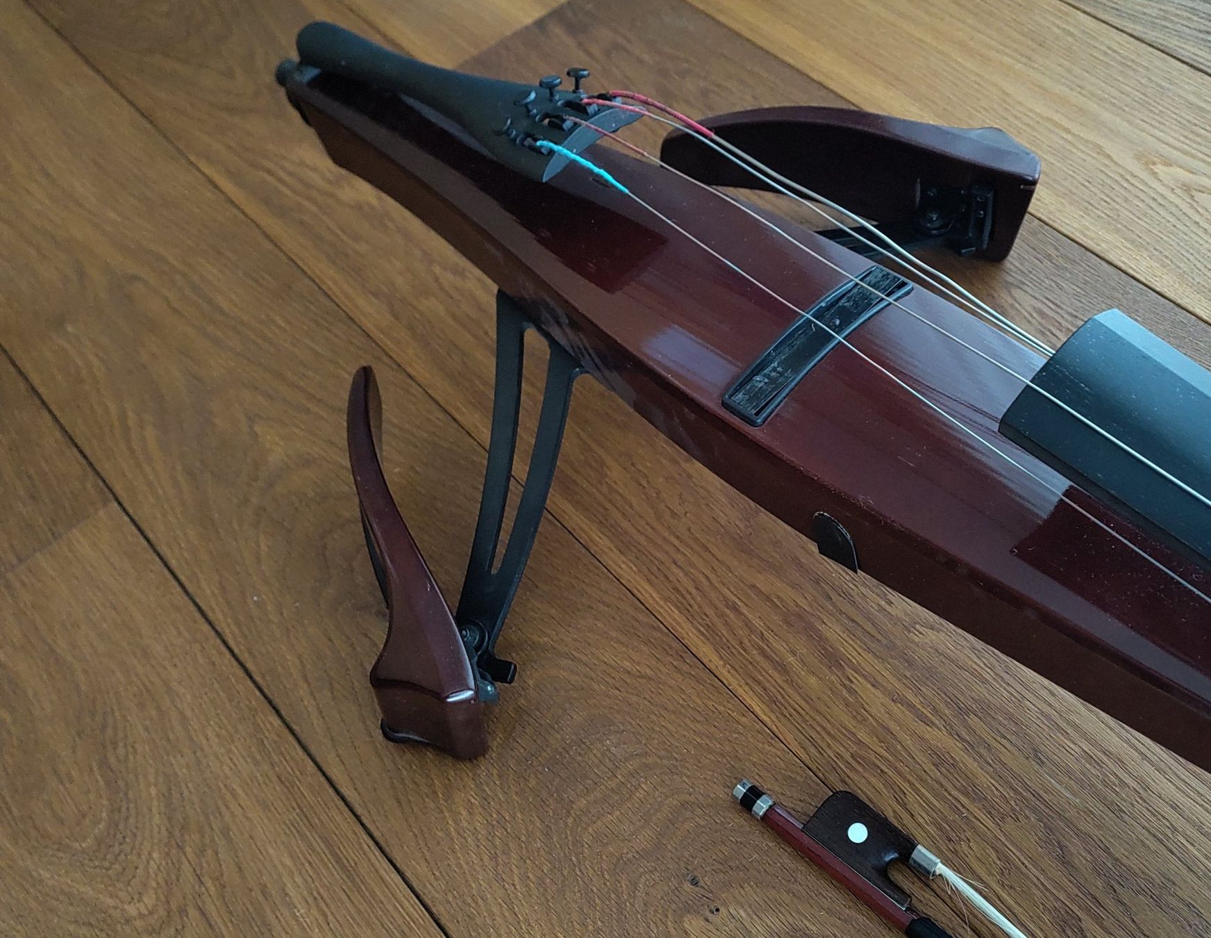 Yamaha Strumenti musicali: Yamaha E-Cello Silent Cello SVC 200 – Usato da Hünenberg See venduto da ElijahB. 5