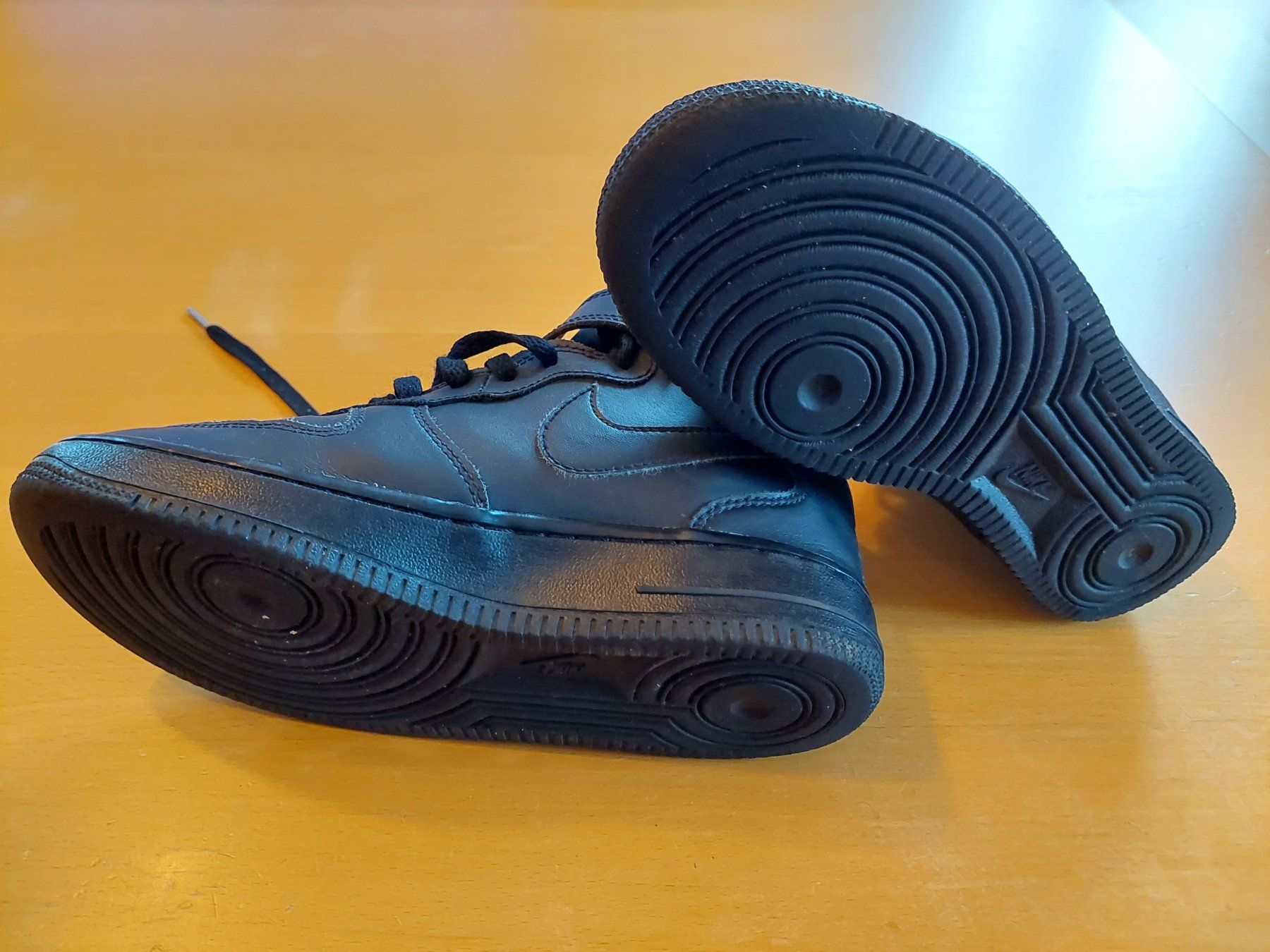 Nike Scarpe per ragazzi: Nike Air Force 1 Winterschuhe  Gr.37.5 – Usato da Zürich venduto da xxyy00 4