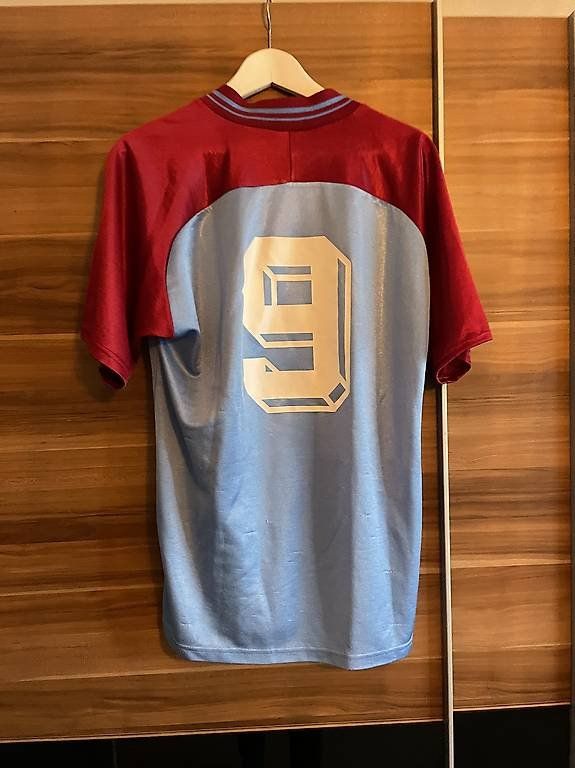 Erima Canottiere & Pantaloni: ERIMA Trikot Vintage – Usato da münchenstein venduto da kommschon 1
