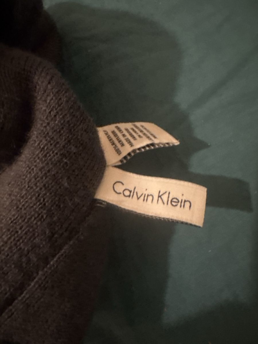 Calvin Klein Copricapi, berretti & cappellini: Calvin Klein Schwarz Grösse One Sized – Nuovo (secondo la descrizione) da Zürich venduto da dan_bj8s 1