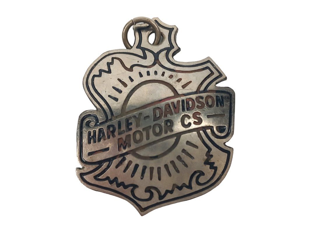 Harley-Davidson Anhänger: Brosche & Anhänger m. Aufschrift "Harley Davidson" – Gebraucht aus Hünenberg von Restwert_Zug 2